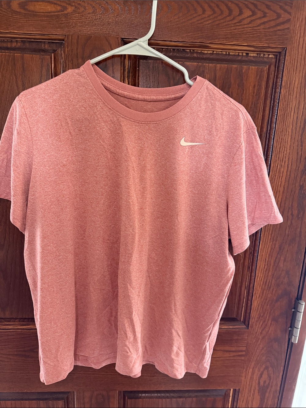 Nike women’s  Heathered Rose Short Sleeve Athletic Tee